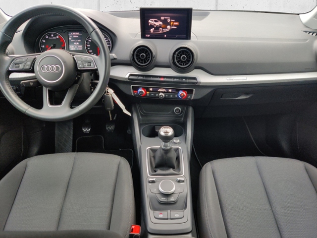 Q2 1.4 TFSI basis KLIMA ALU